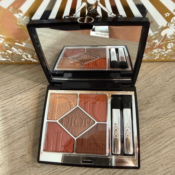 Other - Dior eyeshadow palette 683